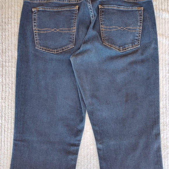 Lucky Brand Sweet-n-Straight "Like New" - Picture 4 of 13
